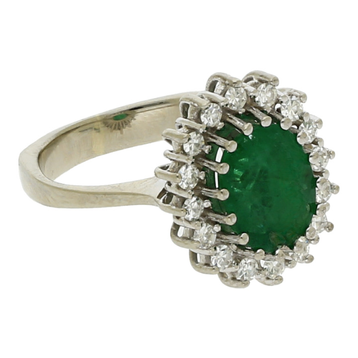 Farbsteinring mit Diamant 585/14 K Weißgold Smaragd Diamanten Entourage Ring