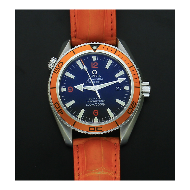 Omega Planet Ocean 600M 232.30.42.21.01.002 Automatik 42 mm Orange Lederband