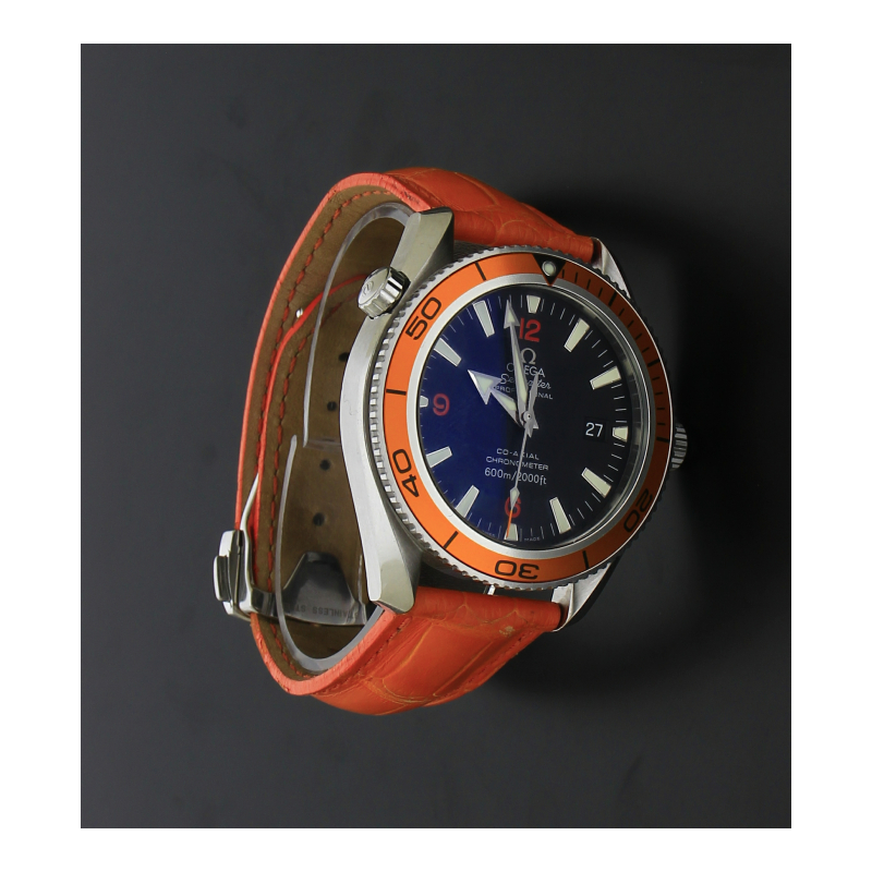 Omega Planet Ocean 600M 232.30.42.21.01.002 Automatik 42 mm Orange Lederband