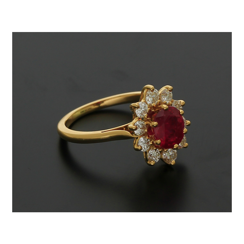 Entourage Ring  mit Diamant u. ca. 1,3 ct Rubin 750 /18 K Gelbgold Brillant ca. 0,84ct.  (H) Weiß (Vs) Sehr kleine Einschlüsse