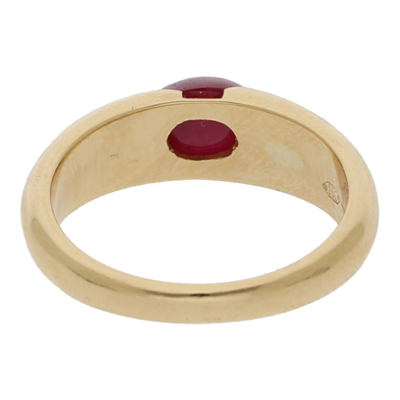Rubin Cabochon Ring 750/ 18 K Gold
