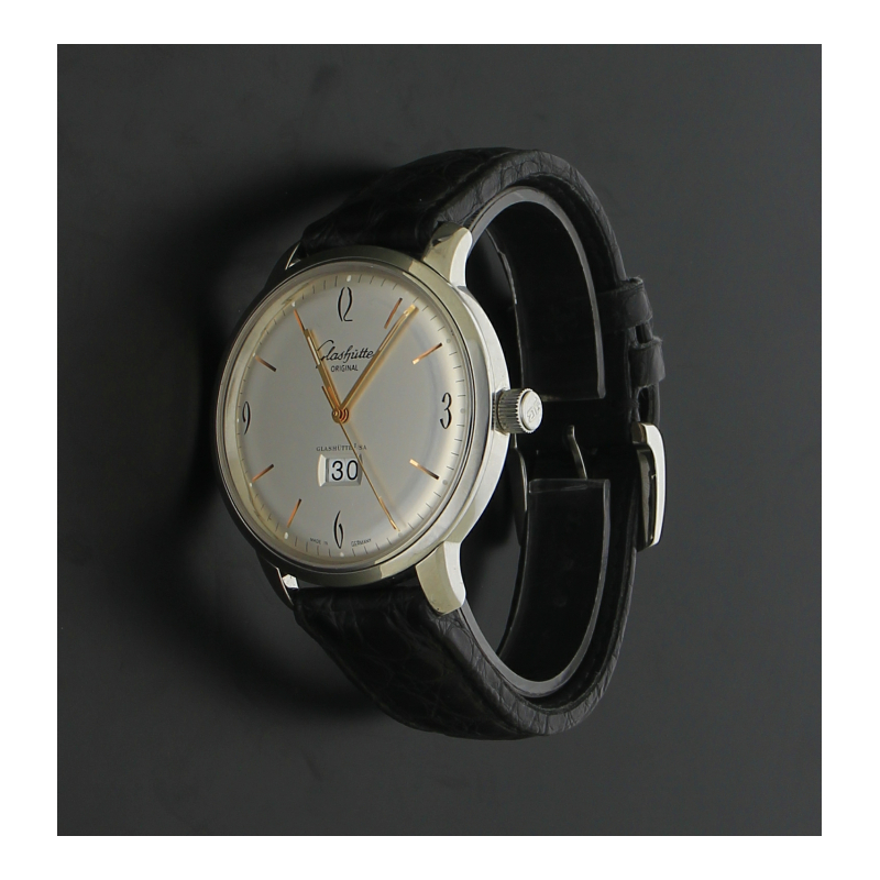 Glashütte Original Senator Sixties Panoramadatum 39-47-01-02-04 Edelstahl 42mm Automatik Full Set 2010