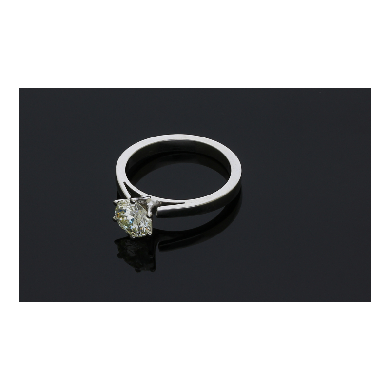 Solitär Ring/1.36 ct/Gutachten 10.700 €