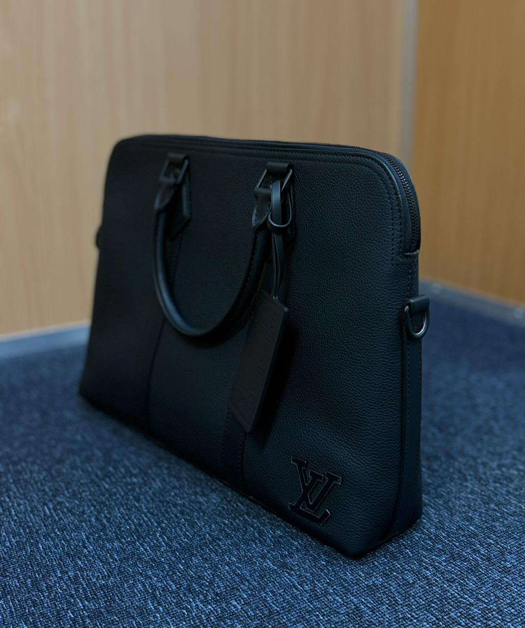 Louis Vuitton M59159 Aerogram Business Tasche Leder