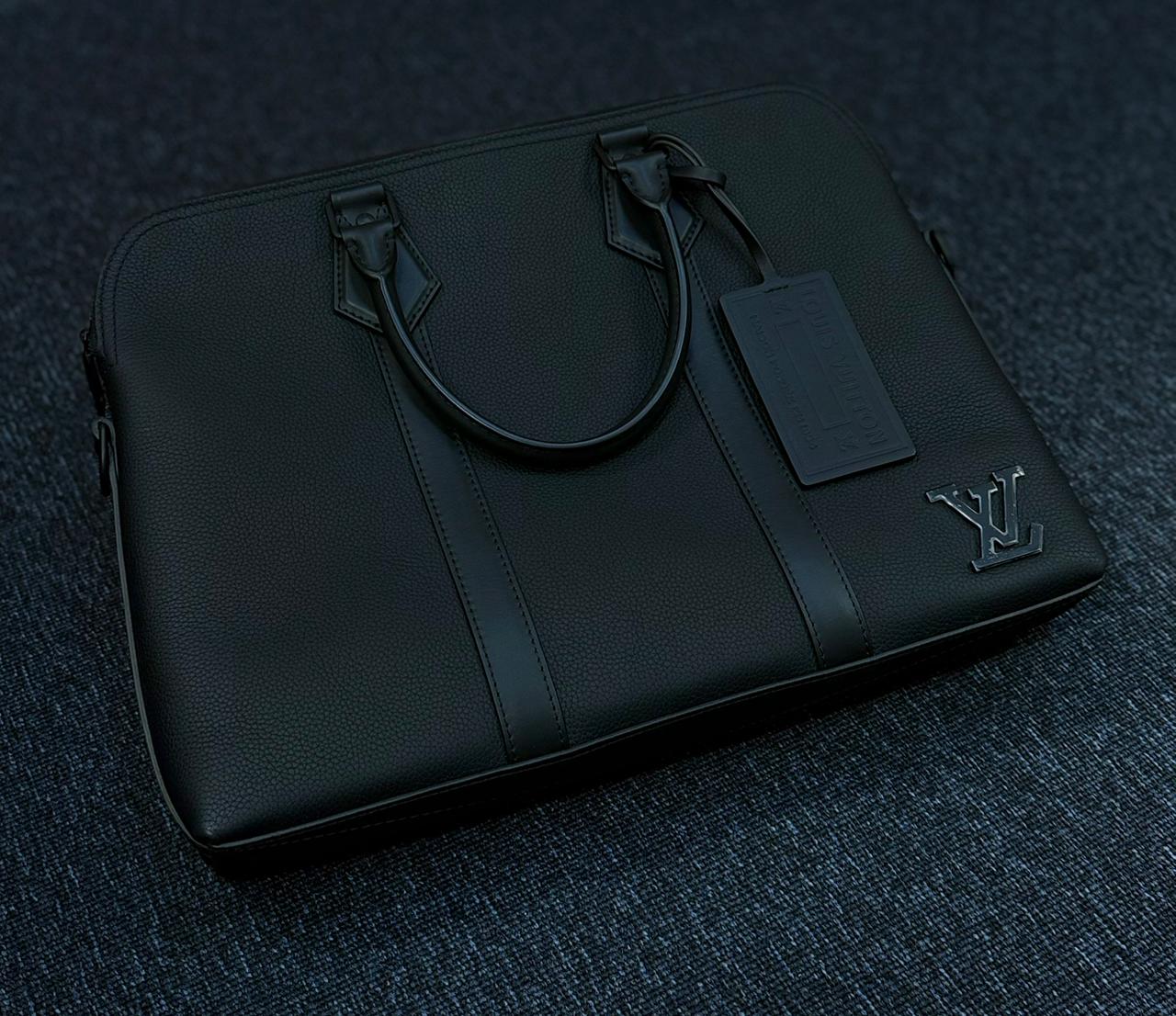Louis Vuitton M59159 Aerogram Business Tasche Leder