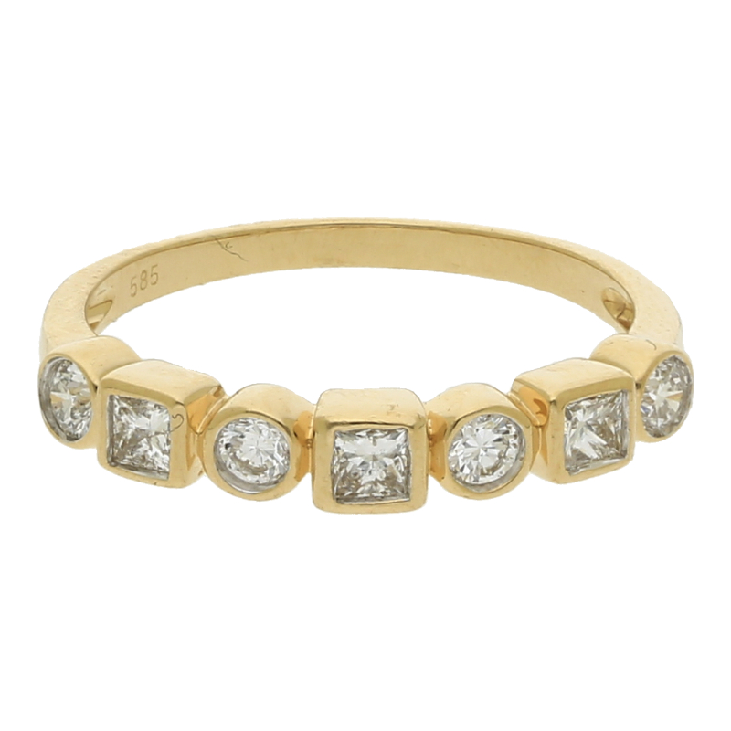 Ring mit Princessdiamanten und Brillanten 585/ 14 K Gold
