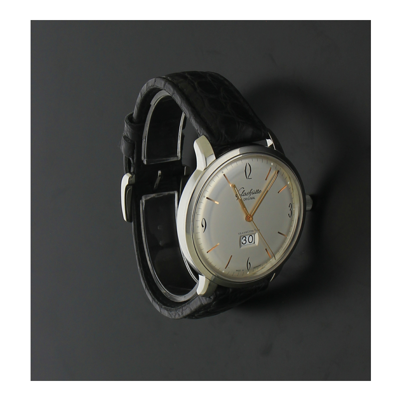 Glashütte Original Senator Sixties Panoramadatum 39-47-01-02-04 Edelstahl 42mm Automatik Full Set 2010