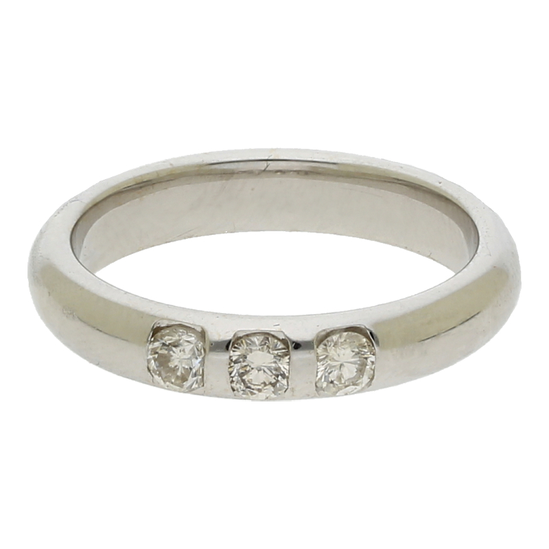 Massiver Weißgoldring 750 mit 3 Brillanten NP ca. 2200€