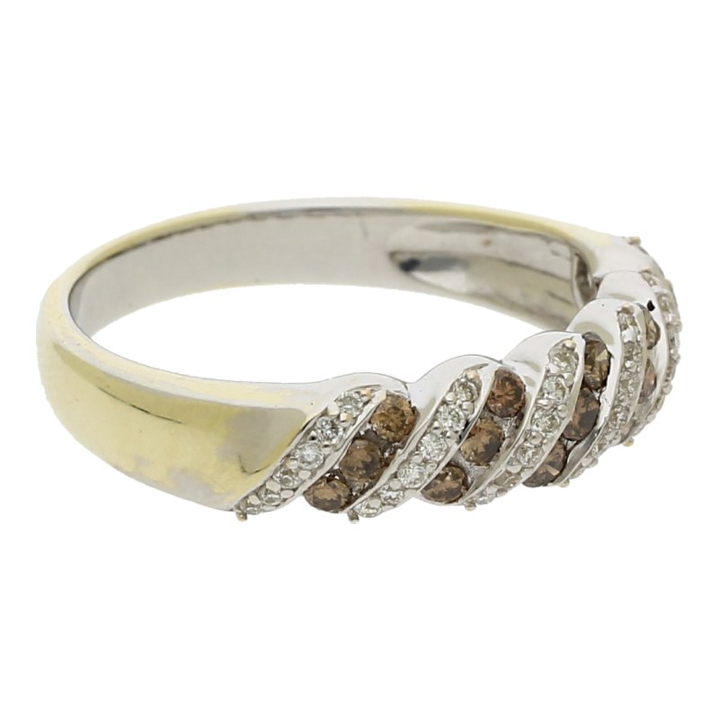 Ring mit weißen und braunen Brillanten 585/ 14 K Gold
